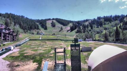 Deer Valley: Snow park lodge (deervalley.com)