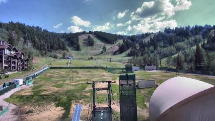 Deer Valley: Snow park lodge (deervalley.com)