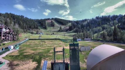 Deer Valley: Snow park lodge (deervalley.com)