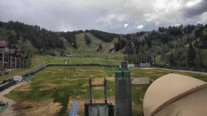 Deer Valley: Snow park lodge (deervalley.com)