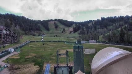 Deer Valley: Snow park lodge (deervalley.com)
