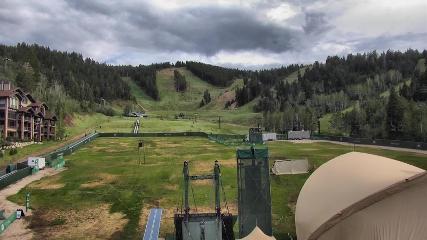 Deer Valley: Snow park lodge (deervalley.com)