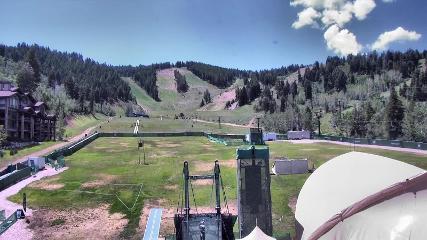 Deer Valley: Snow park lodge (deervalley.com)