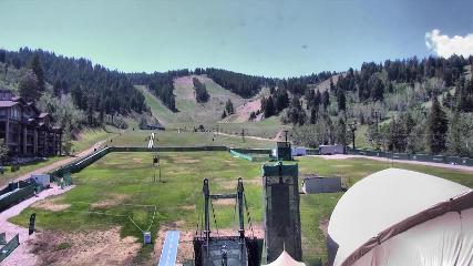 Deer Valley: Snow park lodge (deervalley.com)