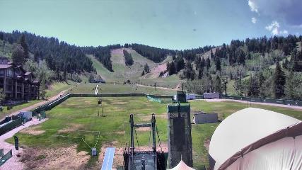 Deer Valley: Snow park lodge (deervalley.com)