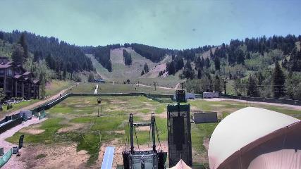 Deer Valley: Snow park lodge (deervalley.com)