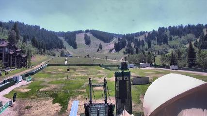 Deer Valley: Snow park lodge (deervalley.com)