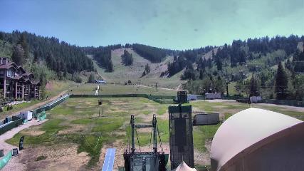Deer Valley: Snow park lodge (deervalley.com)
