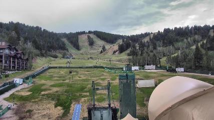 Deer Valley: Snow park lodge (deervalley.com)