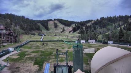 Deer Valley: Snow park lodge (deervalley.com)