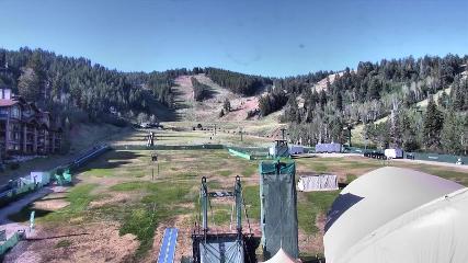 Deer Valley: Snow park lodge (deervalley.com)