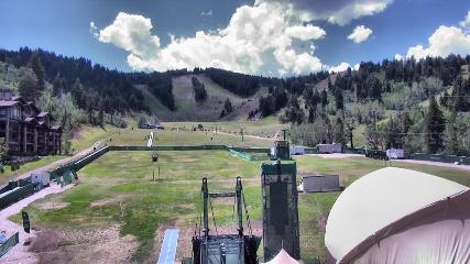 Deer Valley: Snow park lodge (deervalley.com)