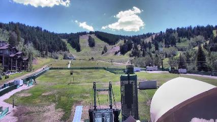 Deer Valley: Snow park lodge (deervalley.com)