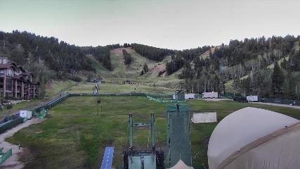 Deer Valley: Snow park lodge (deervalley.com)