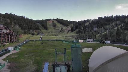 Deer Valley: Snow park lodge (deervalley.com)