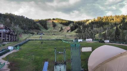 Deer Valley: Snow park lodge (deervalley.com)