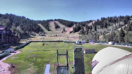Deer Valley: Snow park lodge (deervalley.com)