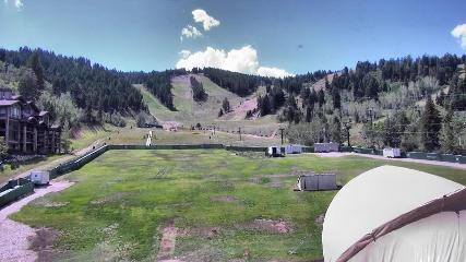 Deer Valley: Snow park lodge (deervalley.com)