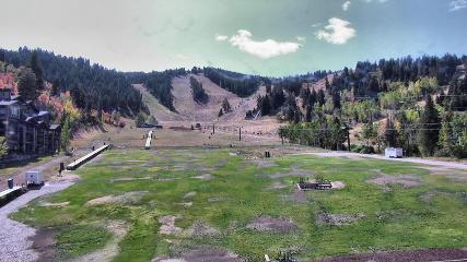 Deer Valley: Snow park lodge (deervalley.com)