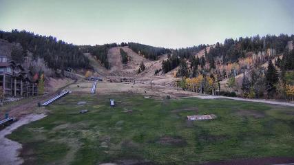 Deer Valley: Snow park lodge (deervalley.com)