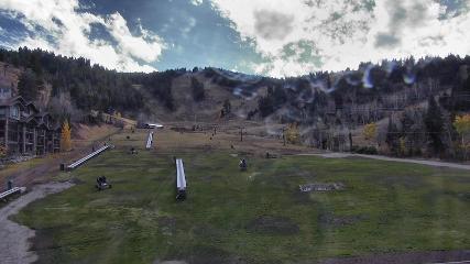 Deer Valley: Snow park lodge (deervalley.com)