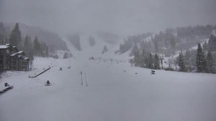 Deer Valley: Snow park lodge (deervalley.com)