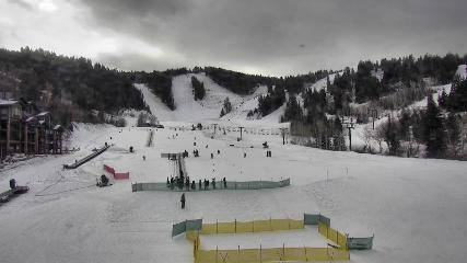 Deer Valley: Snow park lodge (deervalley.com)