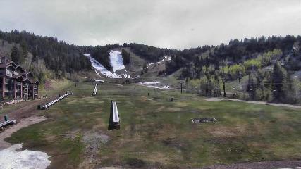 Deer Valley: Snow park lodge (deervalley.com)