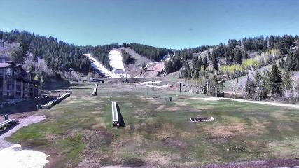 Deer Valley: Snow park lodge (deervalley.com)