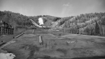 Deer Valley: Snow park lodge (deervalley.com)