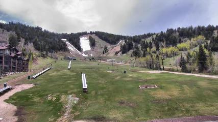 Deer Valley: Snow park lodge (deervalley.com)