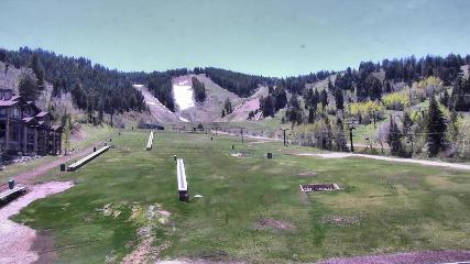Deer Valley: Snow park lodge (deervalley.com)