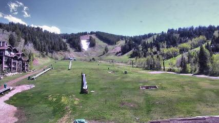 Deer Valley: Snow park lodge (deervalley.com)