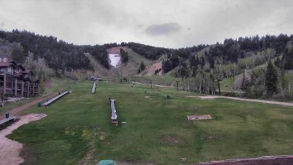 Deer Valley: Snow park lodge (deervalley.com)