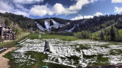 Deer Valley: Snow park lodge (deervalley.com)