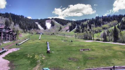 Deer Valley: Snow park lodge (deervalley.com)