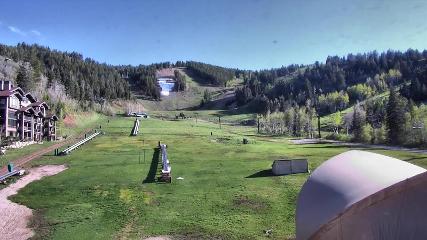 Deer Valley: Snow park lodge (deervalley.com)