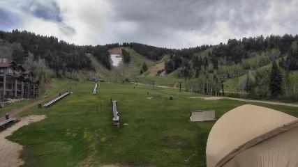 Deer Valley: Snow park lodge (deervalley.com)