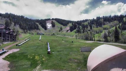Deer Valley: Snow park lodge (deervalley.com)