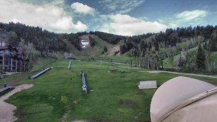 Deer Valley: Snow park lodge (deervalley.com)