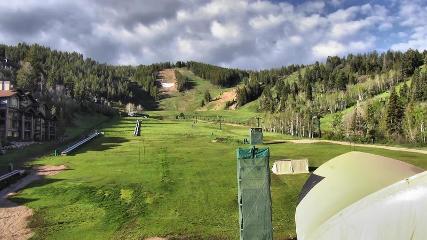 Deer Valley: Snow park lodge (deervalley.com)