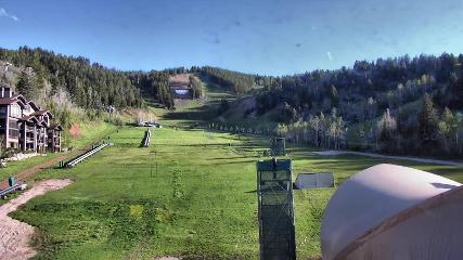 Deer Valley: Snow park lodge (deervalley.com)