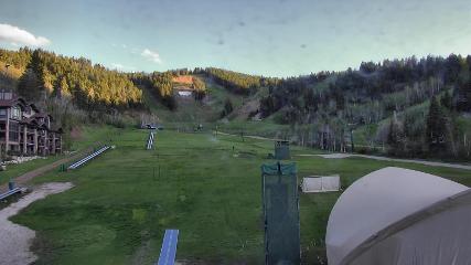 Deer Valley: Snow park lodge (deervalley.com)