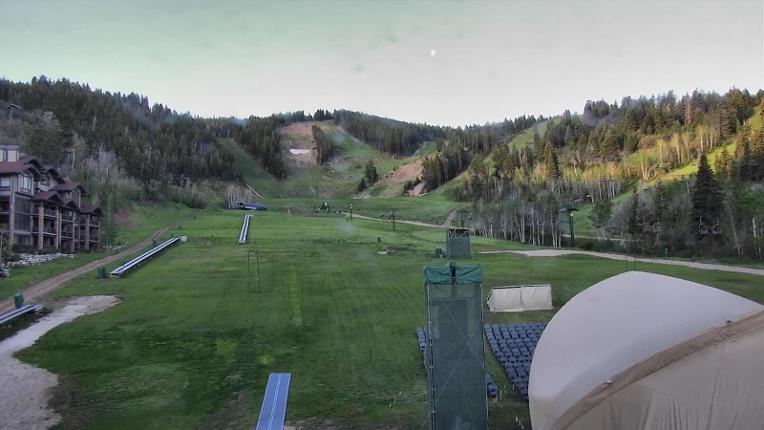 Webcam Deer Valley: Snow park lodge