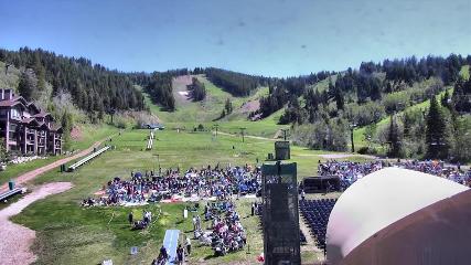 Deer Valley: Snow park lodge (deervalley.com)