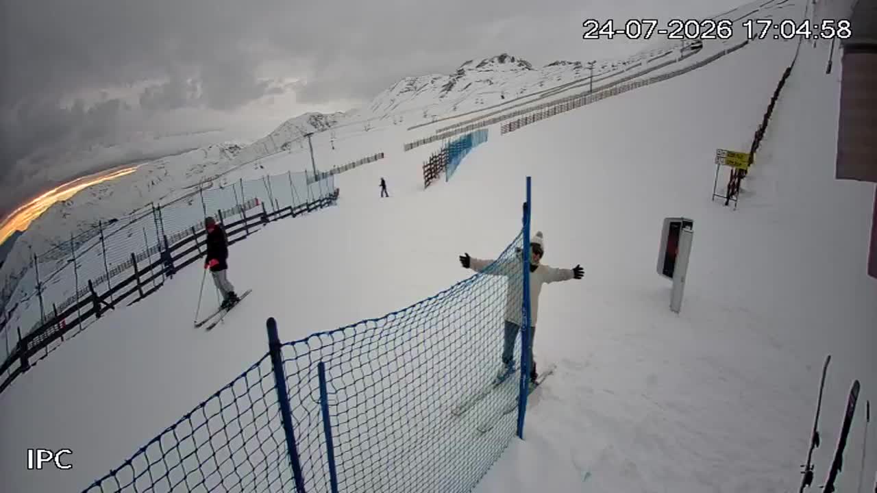 Webcam El Colorado: Liebre Base
