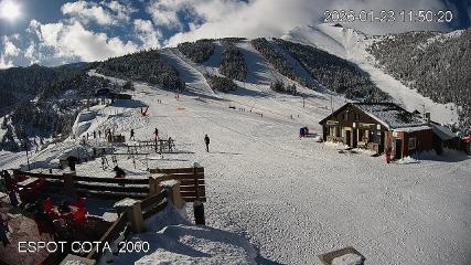 Espot Esquí: Cota 2000 ( espotesqui.cat )