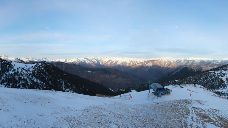 Webcam Espot Esquí: Panoramica 2400m