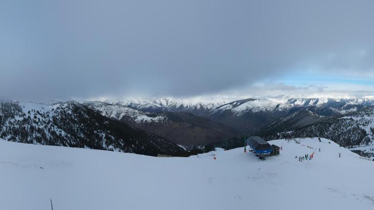 Webcam Espot Esquí: Panoramica 2400m