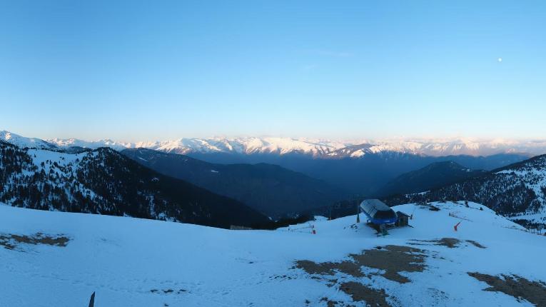 Webcam Espot Esquí: Panoramica 2400m